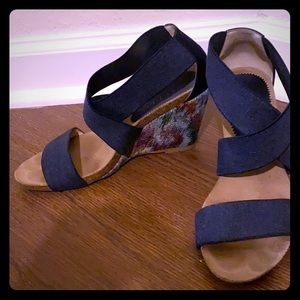 Anyi Lu Wedge 36.5 worn twice